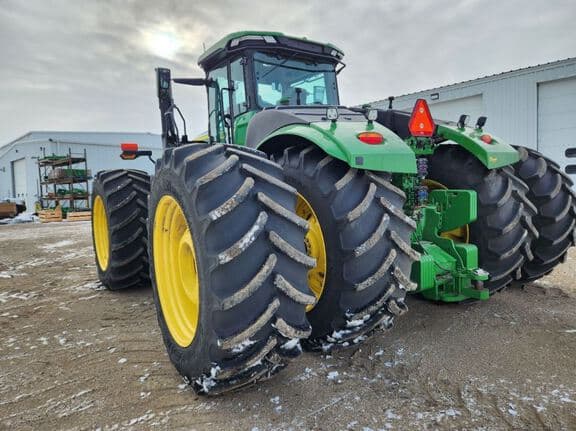 Image of John Deere 9R 640 equipment image 2