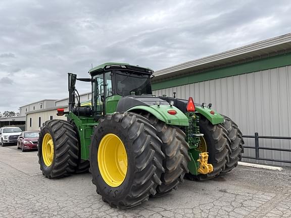 Image of John Deere 9R 640 equipment image 2