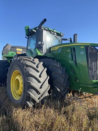 Image of John Deere 9R 640 equipment image 1