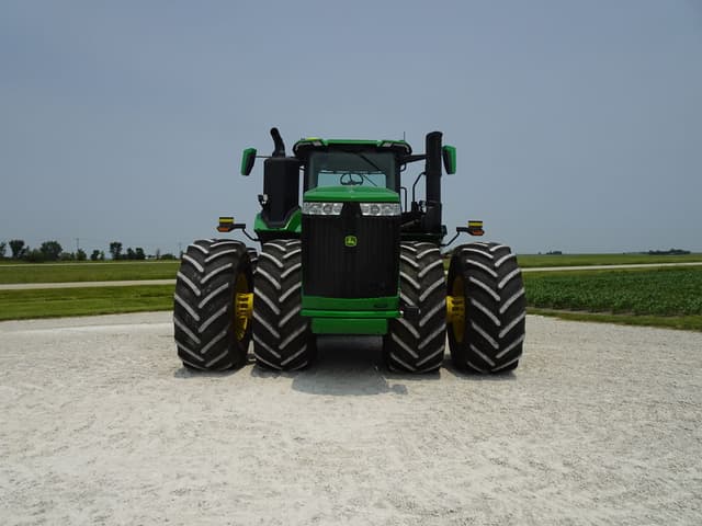 Image of John Deere 9R 640 equipment image 2