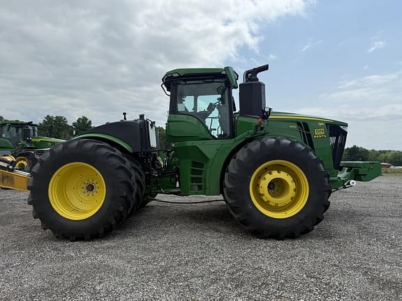 Image of John Deere 9R 640 equipment image 1