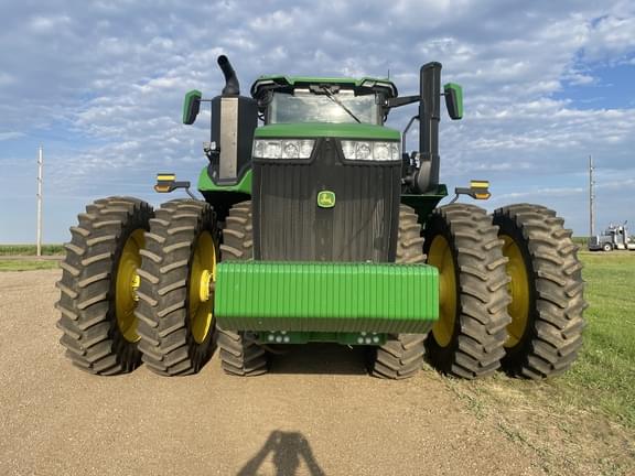 Image of John Deere 9R 640 equipment image 1