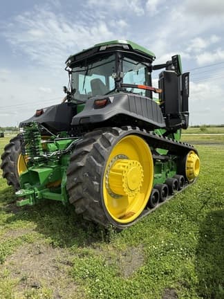 Image of John Deere 9RT 490 equipment image 3