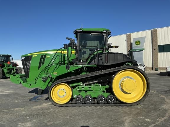 Image of John Deere 9RT 590 equipment image 1