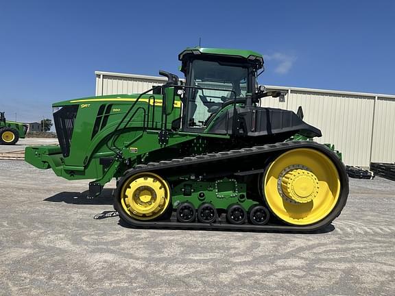 Image of John Deere 9RT 590 equipment image 1