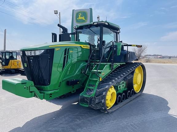 Image of John Deere 9RT 590 equipment image 2