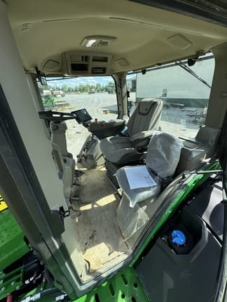 Image of John Deere 9RT 590 equipment image 4