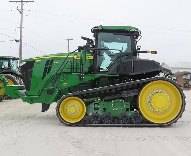 Image of John Deere 9RT 590 equipment image 1