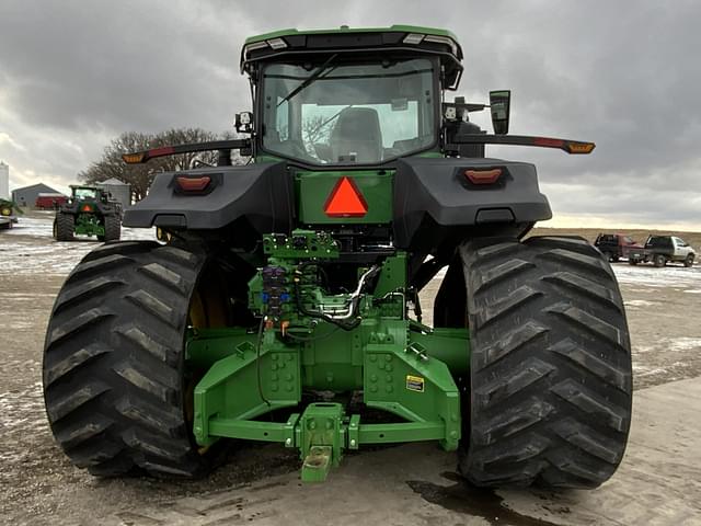 Image of John Deere 9RT 590 equipment image 2