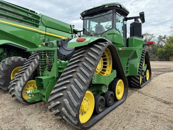 Image of John Deere 9RX 590 equipment image 2