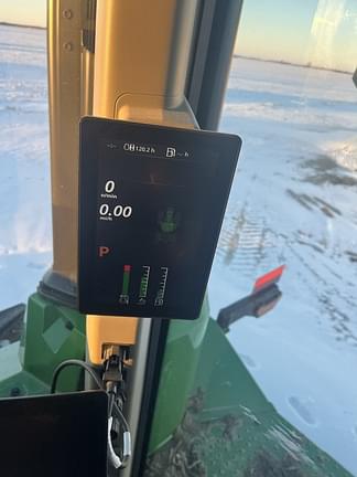 Image of John Deere 9RX 590 equipment image 2