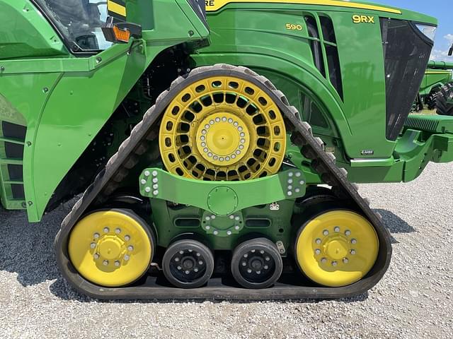 Image of John Deere 9RX 590 equipment image 1