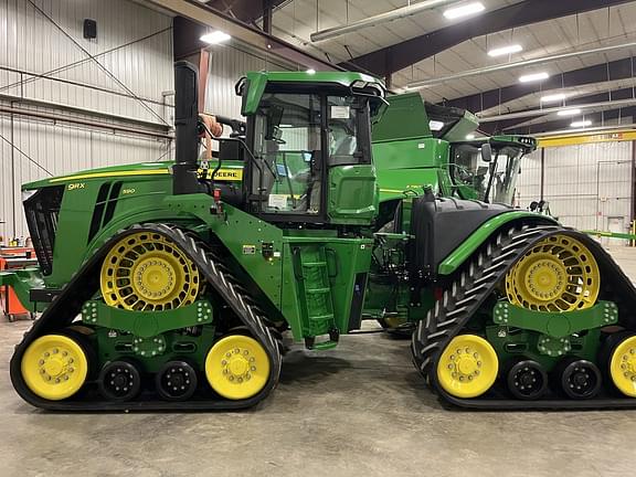 Image of John Deere 9RX 590 equipment image 2