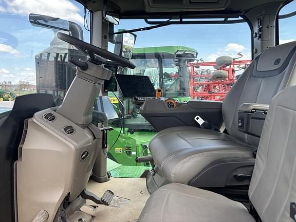 Image of John Deere 9RX 590 equipment image 4