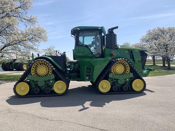 Image of John Deere 9RX 590 equipment image 2