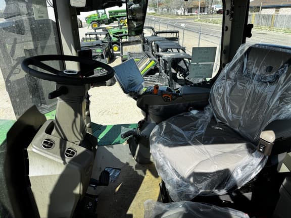 Image of John Deere 9RX 590 equipment image 2