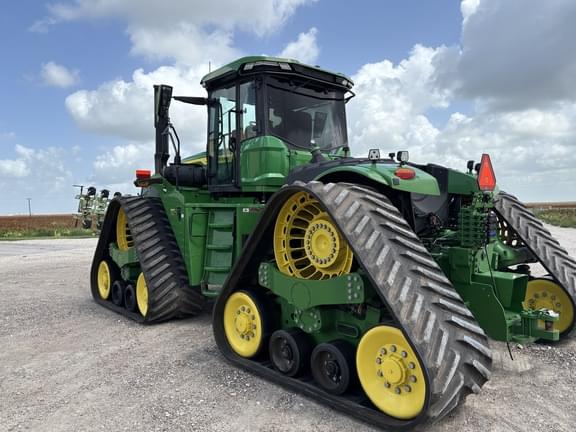 Image of John Deere 9RX 590 equipment image 2