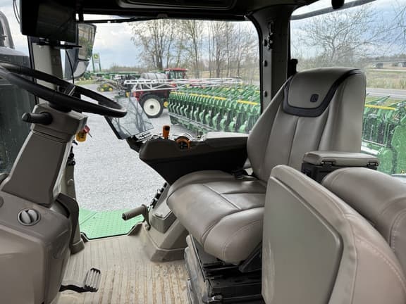 Image of John Deere 9RX 590 equipment image 4