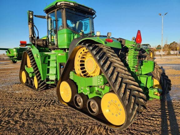Image of John Deere 9RX 640 equipment image 2