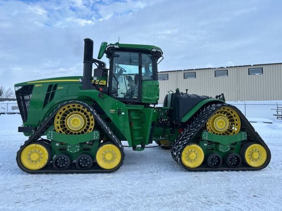 Image of John Deere 9RX 640 equipment image 1