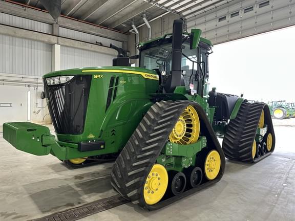 Image of John Deere 9RX 640 equipment image 2
