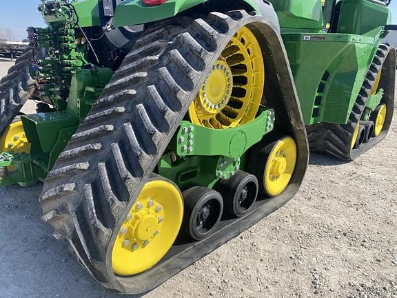 Image of John Deere 9RX 640 equipment image 2
