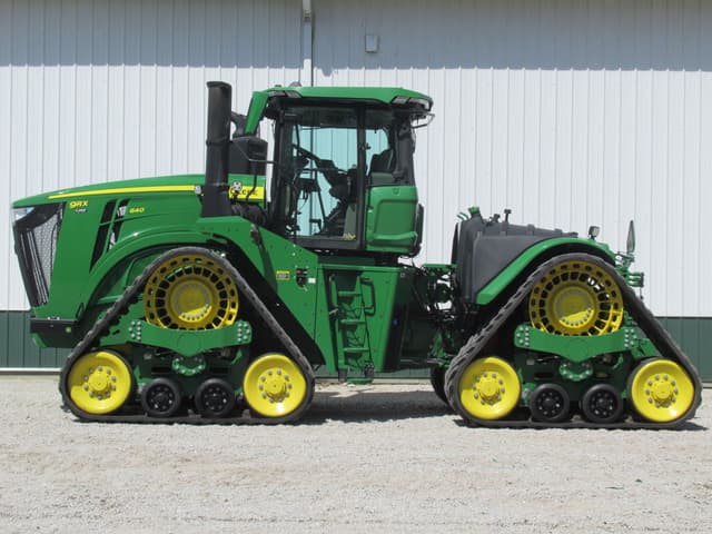 Image of John Deere 9RX 640 equipment image 1