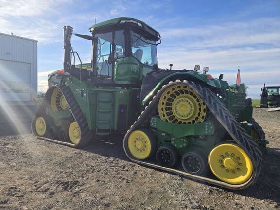Image of John Deere 9RX 640 equipment image 2