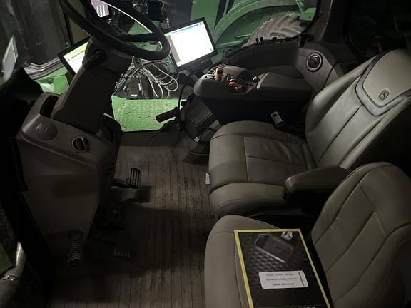 Image of John Deere 9RX 640 equipment image 2