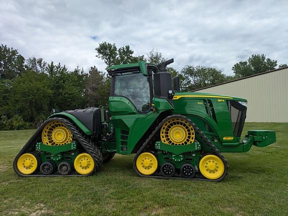 Image of John Deere 9RX 640 equipment image 2