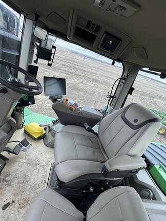 Image of John Deere 9RX 640 equipment image 4