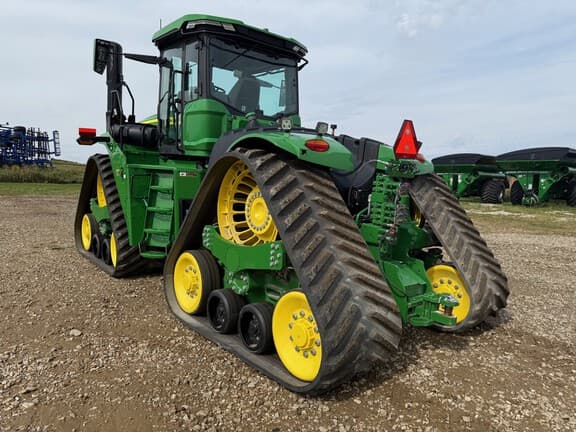 Image of John Deere 9RX 640 equipment image 2
