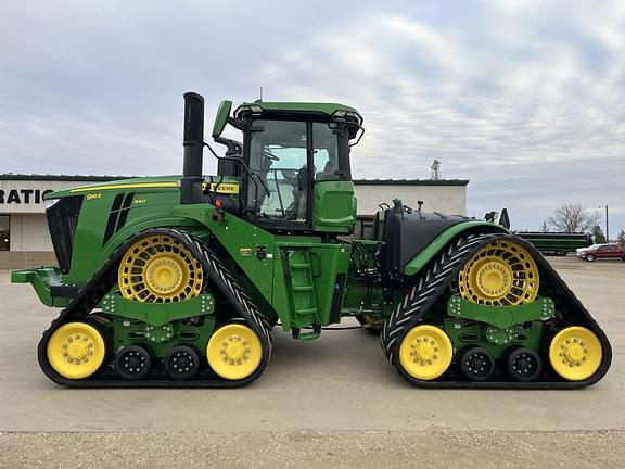 Image of John Deere 9RX 640 equipment image 2