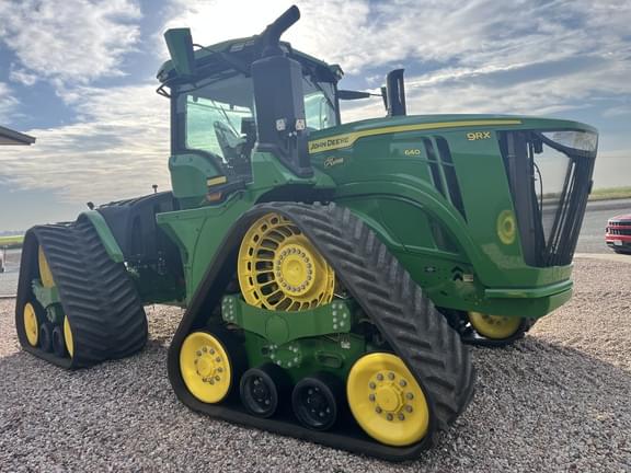 Image of John Deere 9RX 640 equipment image 2