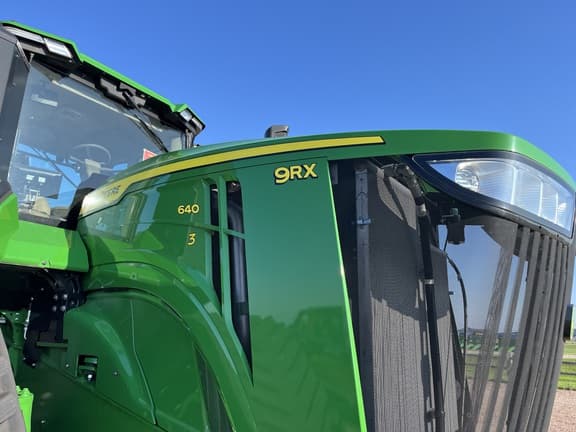 Image of John Deere 9RX 640 equipment image 4