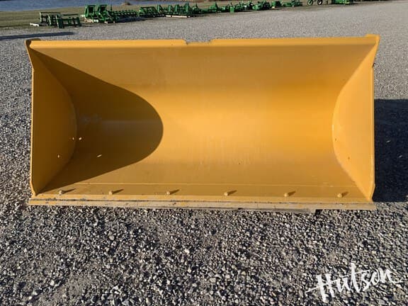 Image of John Deere Wheel Loader Bucket equipment image 2