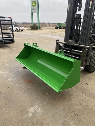 2024 John Deere Bucket Equipment Image0