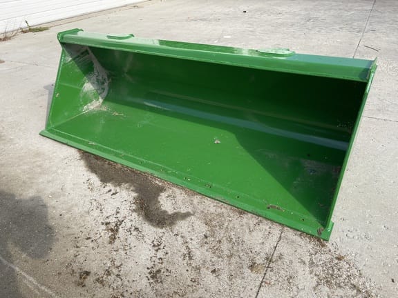 2024 John Deere Bucket Equipment Image0