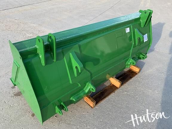 Image of John Deere Bucket equipment image 3