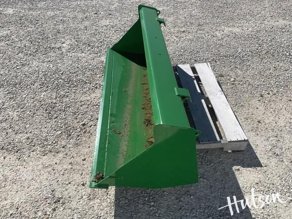 Image of John Deere Bucket equipment image 2