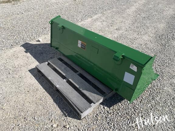 Image of John Deere Bucket equipment image 4