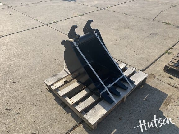 2024 John Deere BYT10978 Equipment Image0