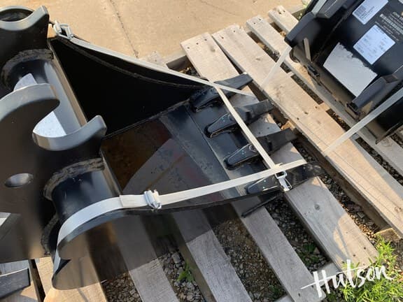 Image of John Deere BYT10978 equipment image 4