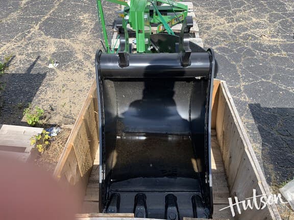 Image of John Deere BYT10978 equipment image 1