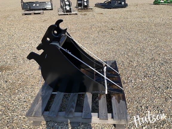 2024 John Deere BYT10978 Equipment Image0