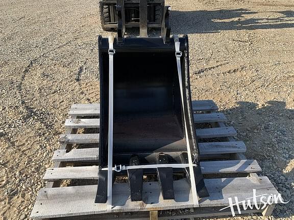 Image of John Deere BYT10978 equipment image 1