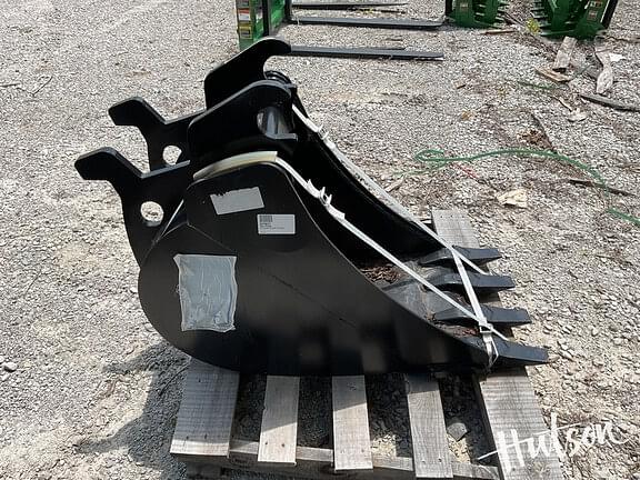 Image of John Deere Compact Excavator Bucket Primary image