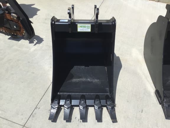 Image of John Deere Excavator Bucket equipment image 1