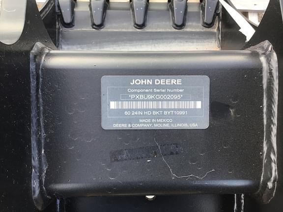 Image of John Deere Excavator Bucket equipment image 2