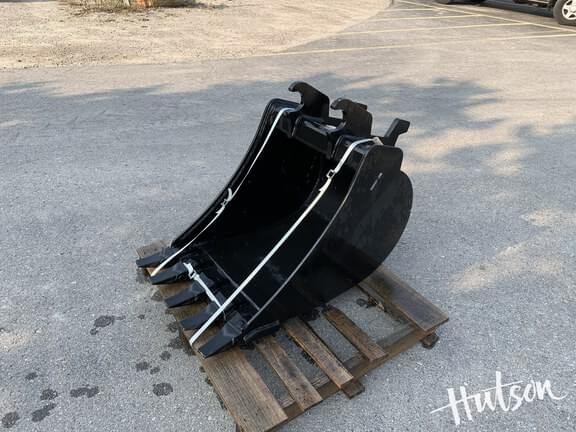 Image of John Deere Compact Excavator Bucket equipment image 3